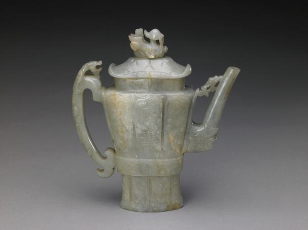 青玉八宝花卉万寿纹带盖执壶