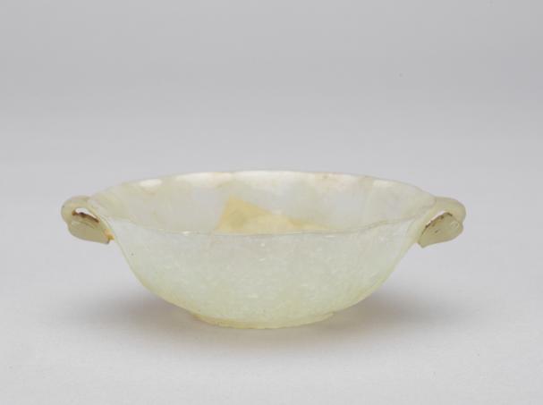 痕都斯坦青玉双耳葵瓣式洗