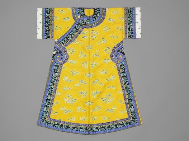 明黄色实地纱绣绿竹枝纹单氅衣