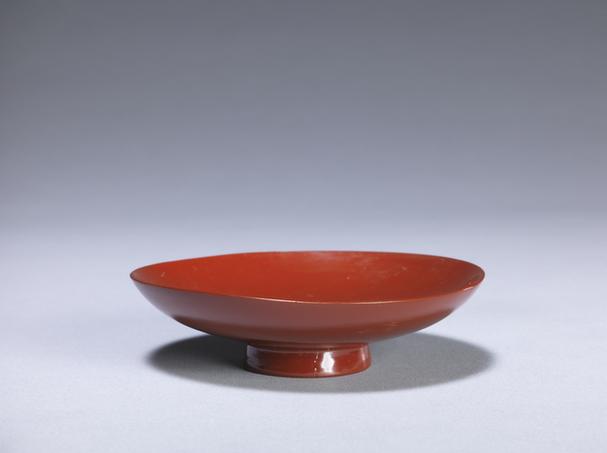 黑漆描金缠枝莲团锦纹成份餐具-酱色碟