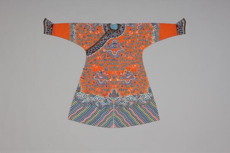 杏黄色缂丝彩云蝠蓝龙纹男棉蟒袍