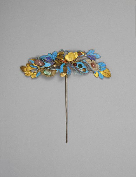银镀金嵌宝石蝴蝶纹簪