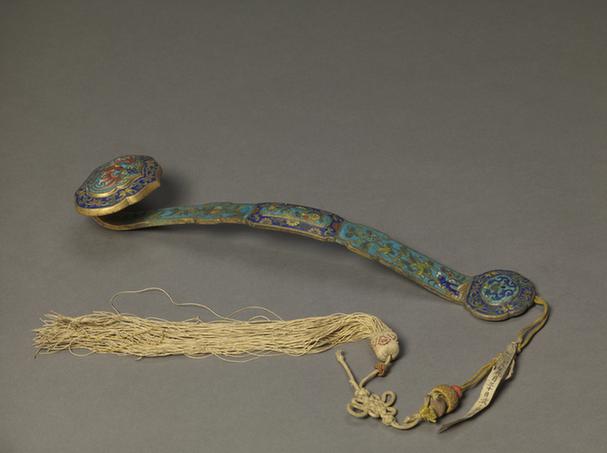 掐丝珐琅万福三多纹如意