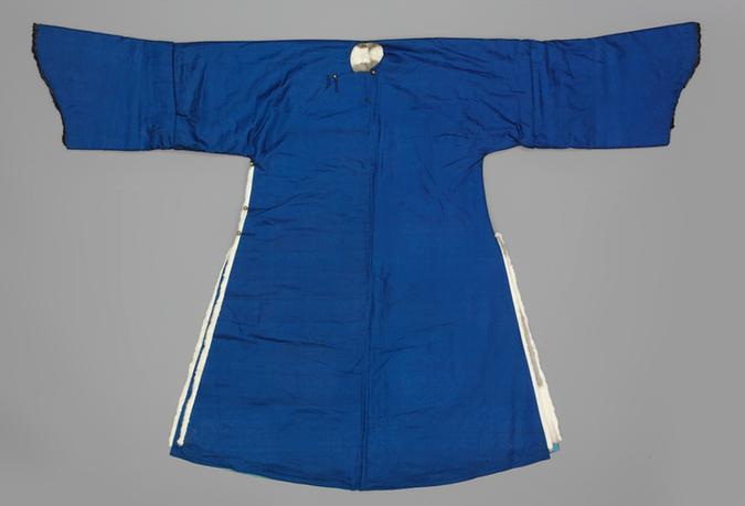 蓝色团龙纹暗花绸灰鼠皮女常服袍