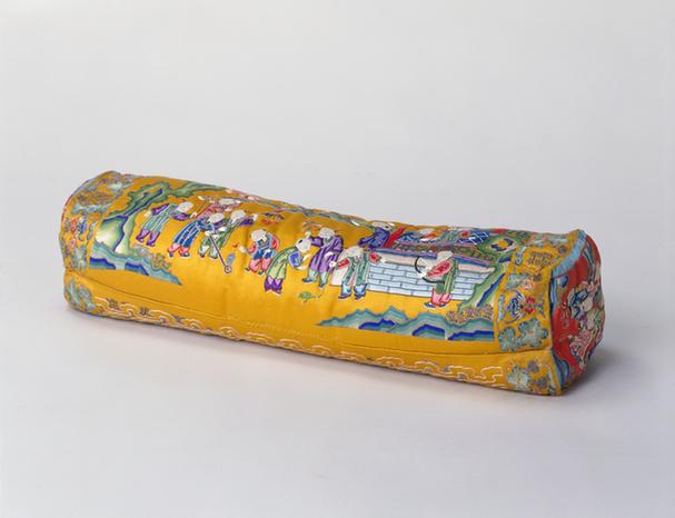 黄色缎绣葫芦万字百子图枕头