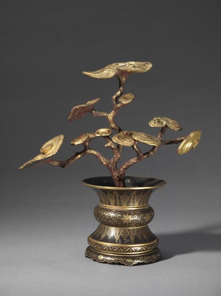 黑漆描金蕉叶纹灵芝盆景