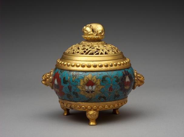 景泰款掐丝珐琅勾莲纹鼓式盖炉