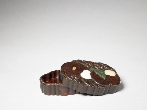 紫檀嵌玉果式盒