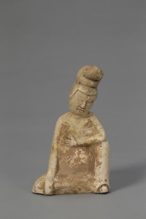 陶黄釉女坐俑