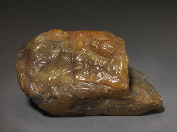 田黄石双龙戏珠山子