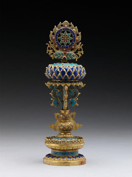 掐丝珐琅嵌玻璃八宝-轮