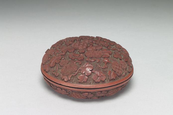 剔红瓜果小圆盒