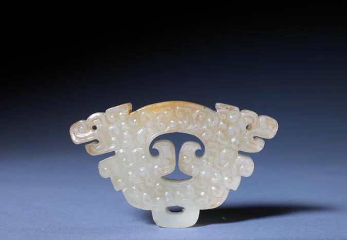 白玉镂雕双龙佩