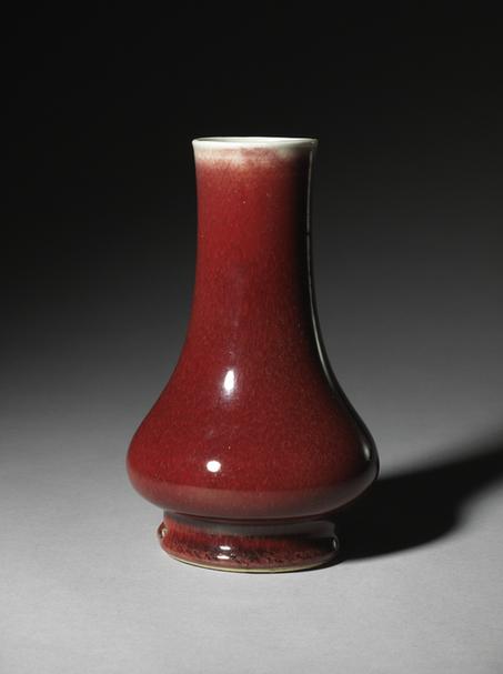 郎窑红釉穿带直口瓶