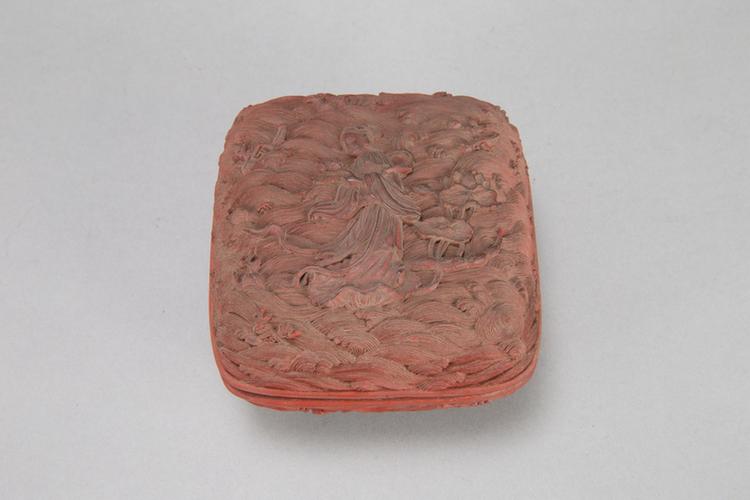 乾隆款剔红海水仙女图圆盒