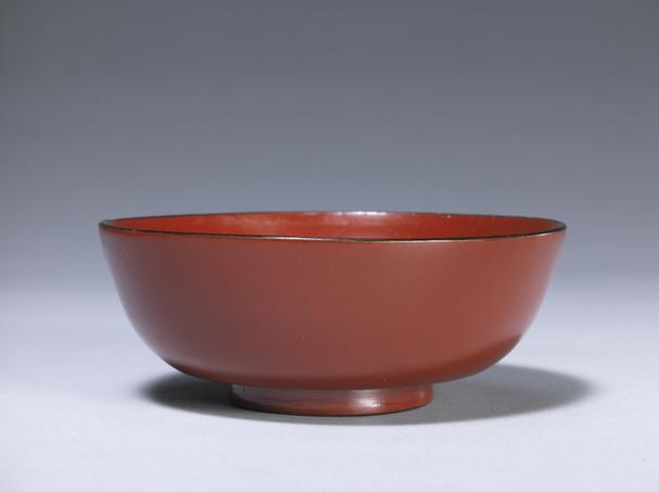 黑漆描金缠枝莲团锦纹成份餐具-酱色碗