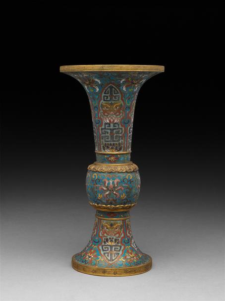 掐丝珐琅宝相花蕉叶兽面纹花觚