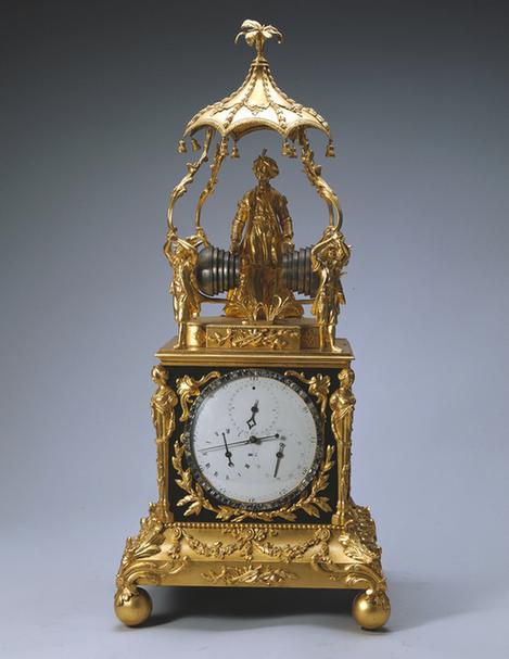 铜镀金乐箱上亭式人打乐钟