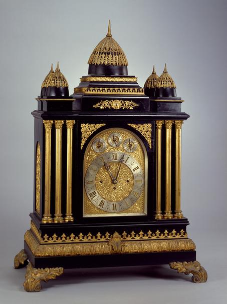 木楼嵌铜活长方座钟