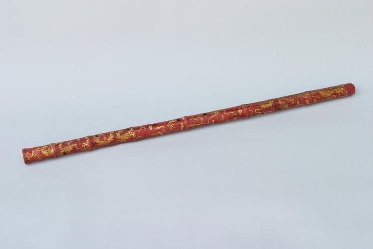 竹红漆描金云龙纹箫