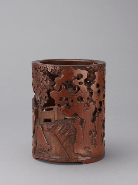 竹雕人物图笔筒