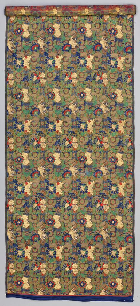 蓝色地福寿三多龟背纹锦