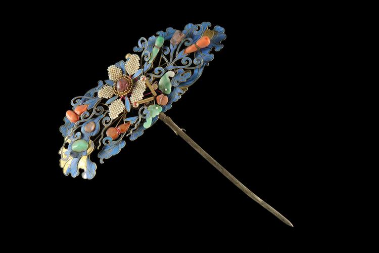 点翠料石珠葫芦花蝶纹头花