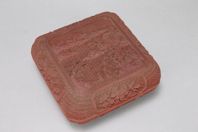 剔红开光山水人物图四方委角盒