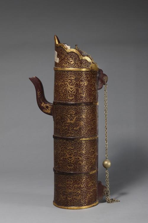 皮胎紫漆描金缠枝莲纹多穆壶