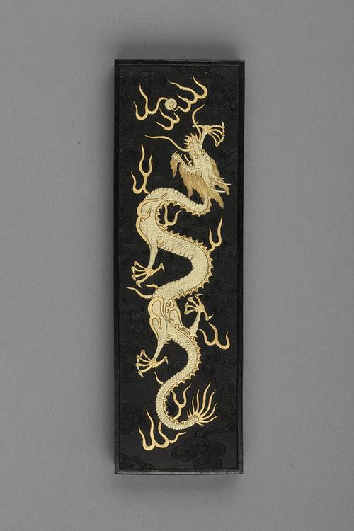 海屋添筹云龙戏珠纹墨