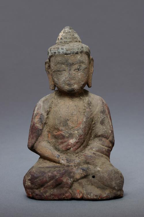 木雕红漆佛坐像