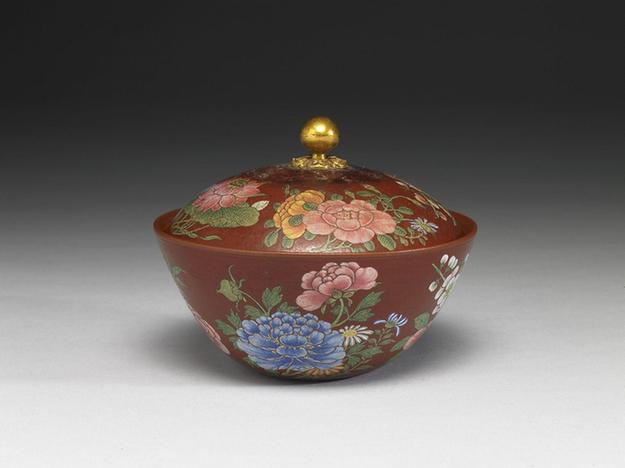 康熙 宜兴胎画珐瑯四季花卉盖碗