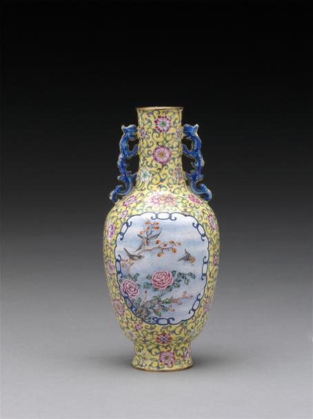 乾隆款画珐琅开光花鸟图螭耳瓶