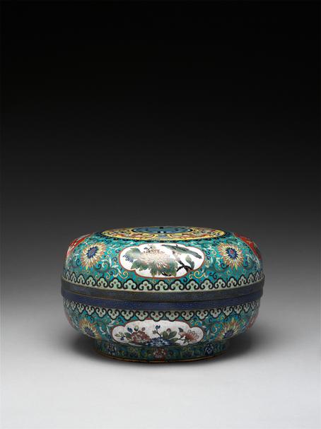 掐丝珐琅五福捧寿圆盒