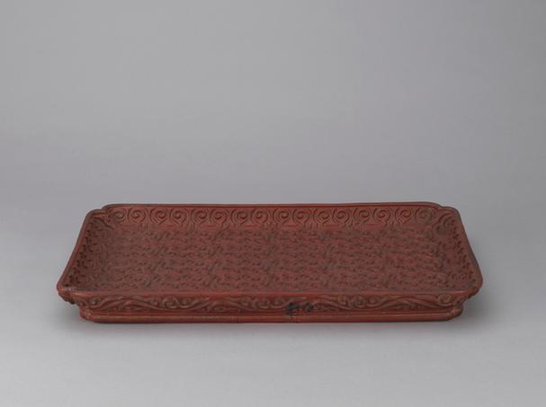 剔犀云纹长方委角盘