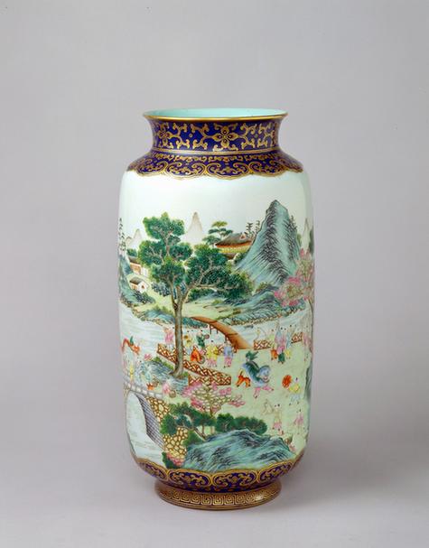 乾隆款五彩灯笼尊