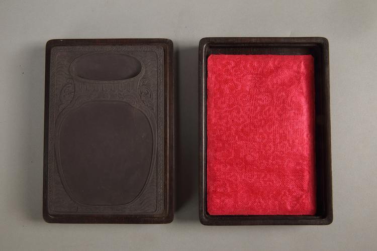 端石太平有象瓶式砚