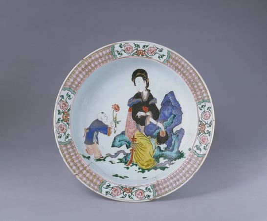 五彩仕女戏婴图大洗