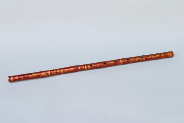 竹红漆描金云龙纹箫