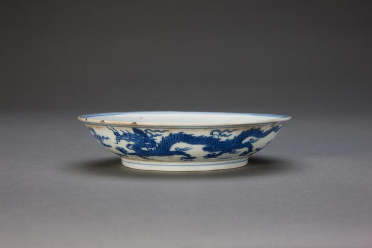 雍正款青花龙凤纹盘