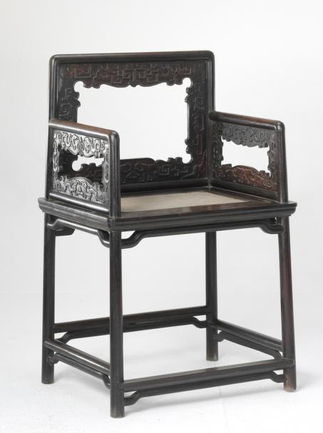 紫檀夔龙纹玫瑰椅