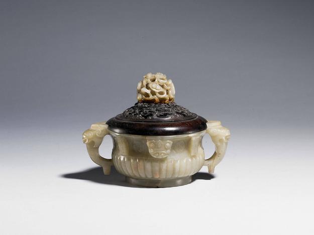 青玉直纹簋形炉