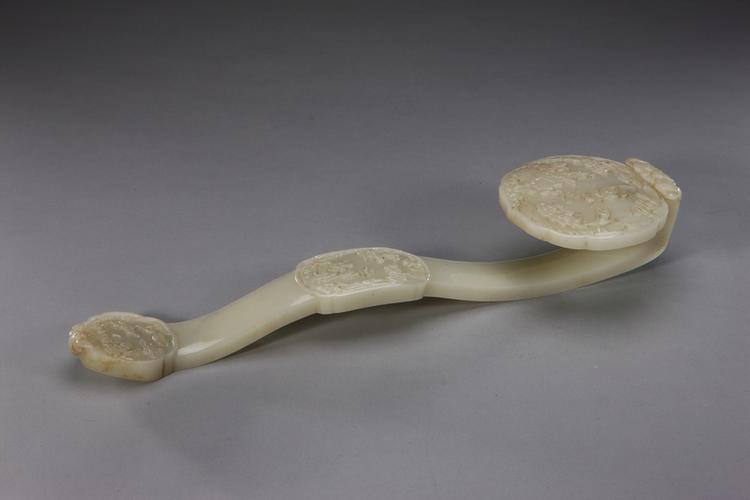 白玉雕八仙庆寿如意