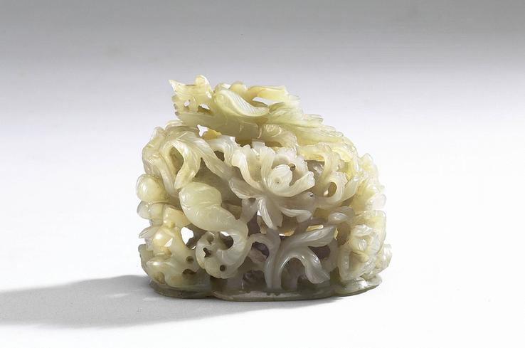 仿商扁足兽面纹方鼎附件