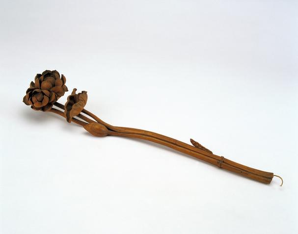 竹根雕莲花式如意