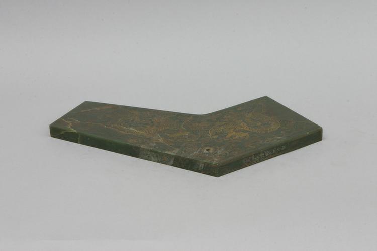 碧玉描金云龙纹编磬-倍夷则