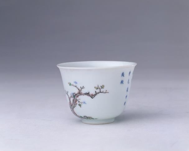 五彩诗句玉兰纹小盅