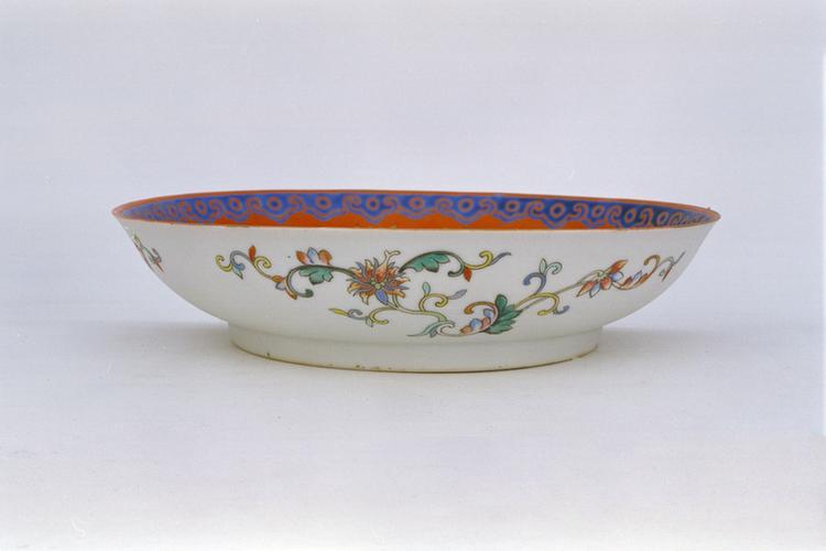 光绪款矾红地描金“寿”字盘