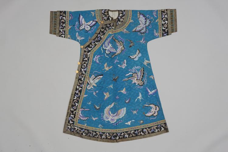 品月色绸绣淡彩百蝶纹夹衬衣