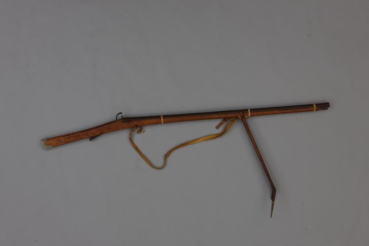 铁錾神花纹炮枪